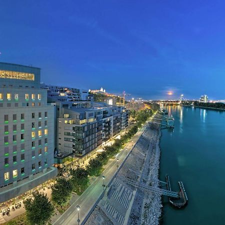 Grand Hotel River Park, A Luxury Collection Hotel, ברטיסלאבה מראה חיצוני תמונה The Donau City