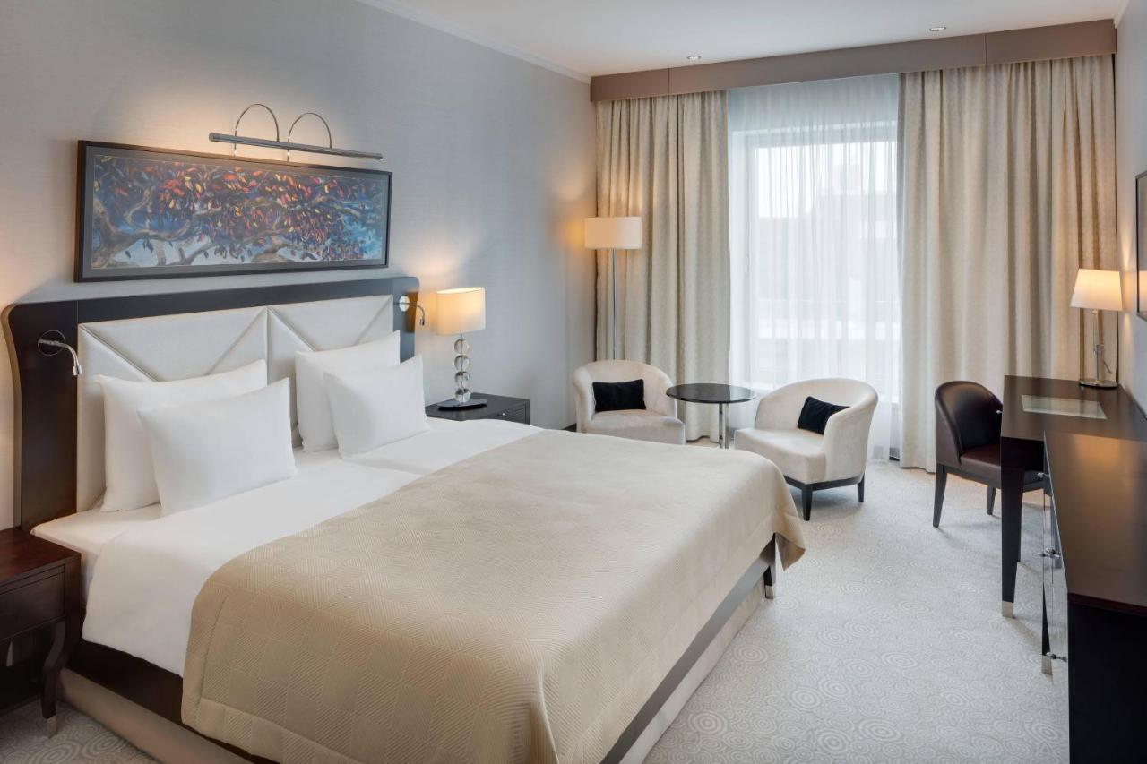 Grand Hotel River Park, A Luxury Collection Hotel, ברטיסלאבה מראה חיצוני תמונה A room at the hotel