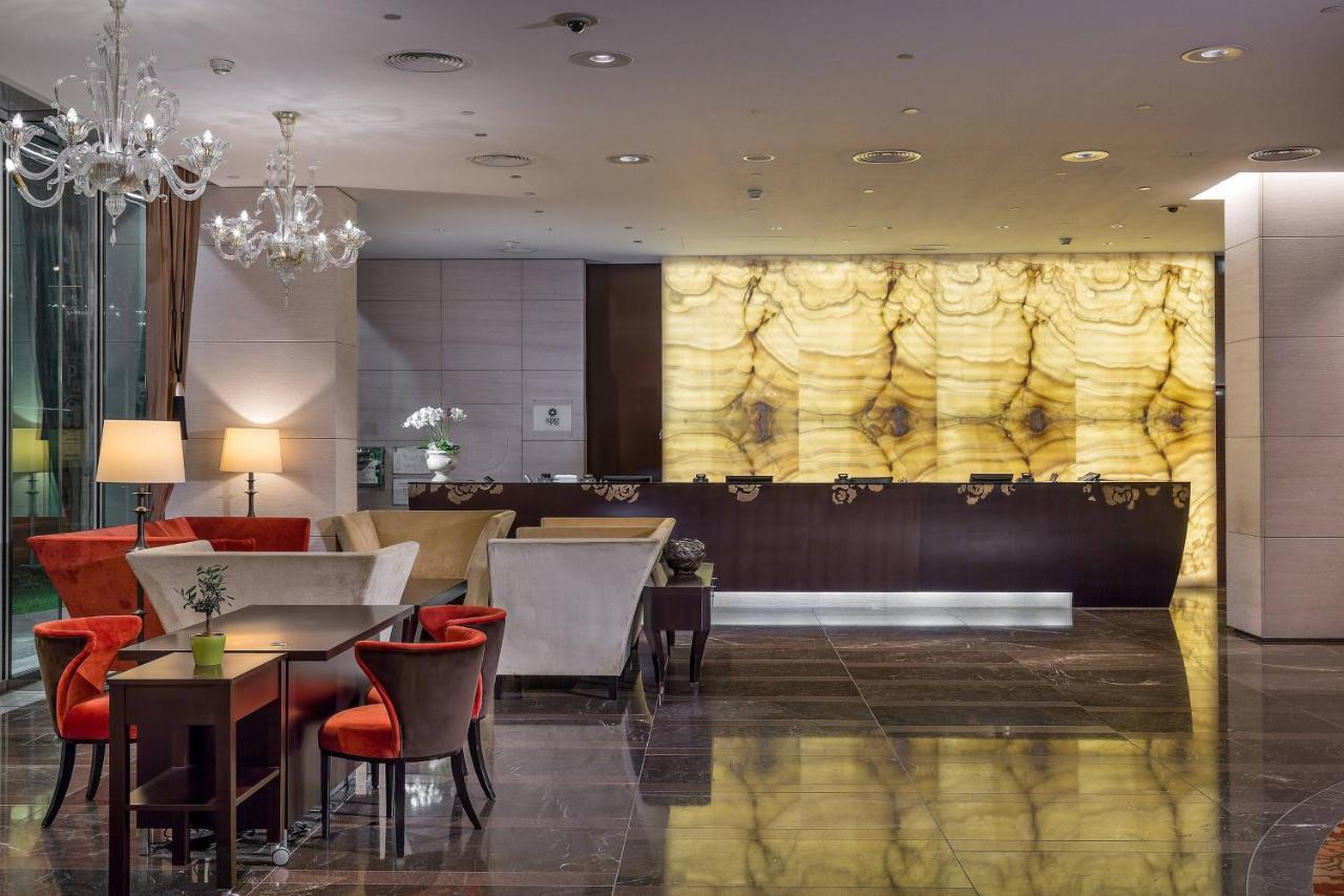 Grand Hotel River Park, A Luxury Collection Hotel, ברטיסלאבה מראה חיצוני תמונה Lobby