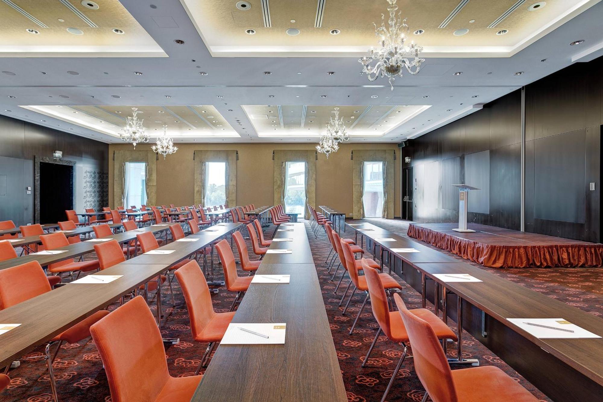 Grand Hotel River Park, A Luxury Collection Hotel, ברטיסלאבה מראה חיצוני תמונה The Grand Ballroom